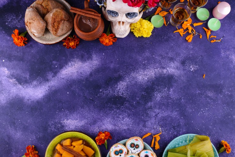 fondo_dia_de_muertos_calabera_pan_tamales